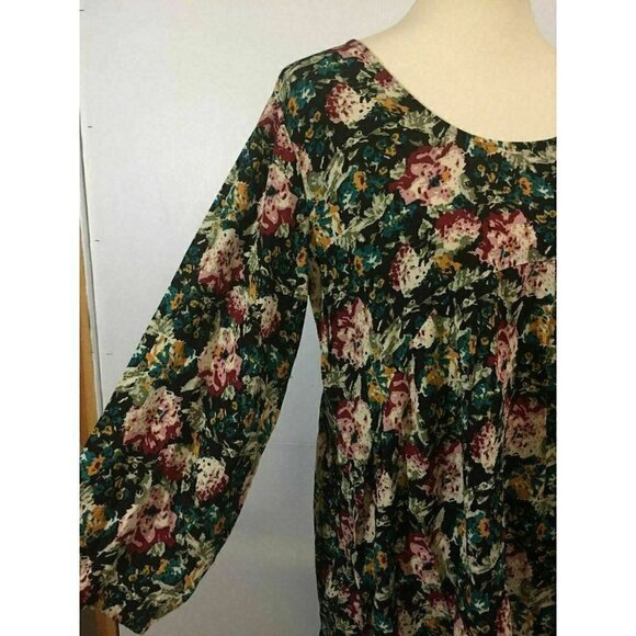 Knot Sisters Echo Park Flawless Floral Dress Multi Color Size Small NG33 - Picture 5 of 11